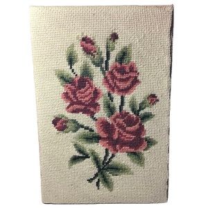 Vtg Red Roses Needlepoint Buds Bouquet Embroidered